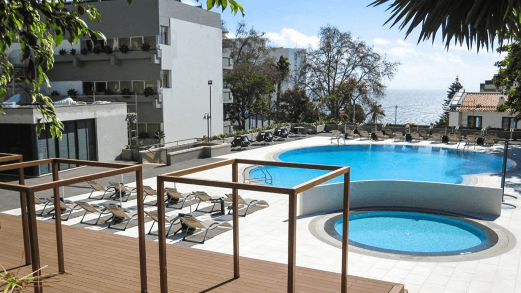 Hotel Girassol Childrens Swimming Pool