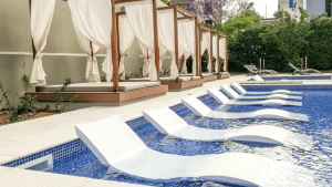 Girassol Suite Hotel Pool 04