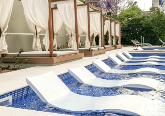 Girassol Suite Hotel Pool 04